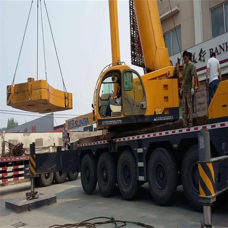 防城港当地吊车出租|机器吊装|75吨|工厂搬迁服务